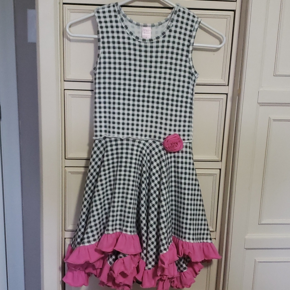 Giggle moon size 7 dress euc worn once